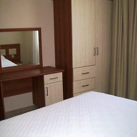 Bonn Apart Lägenhetshotell Çeşme